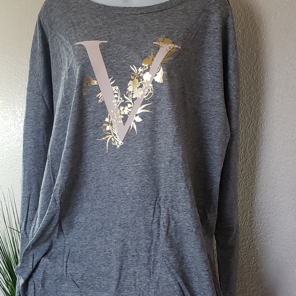 NWT VS Sleep Shirt